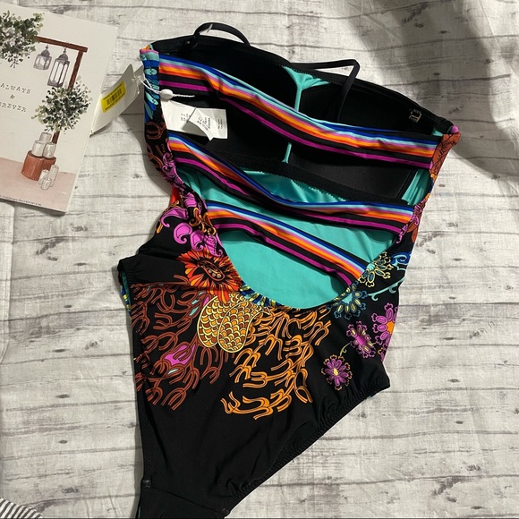 🆕🌸NWT Trina Turk ELECTRIC REEF BANDEAU ONE PIECE - Picture 10 of 15